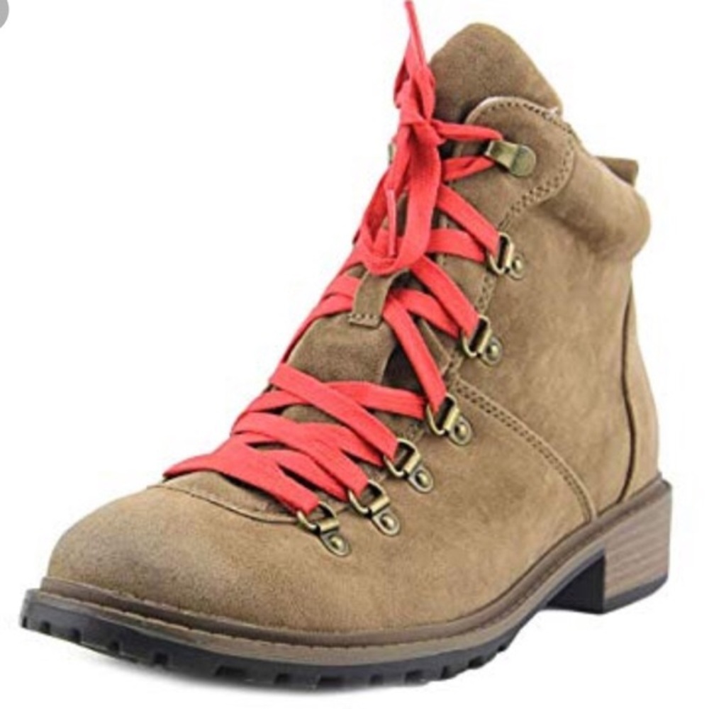 Fergalicious Alpine Lace up Mountain boots